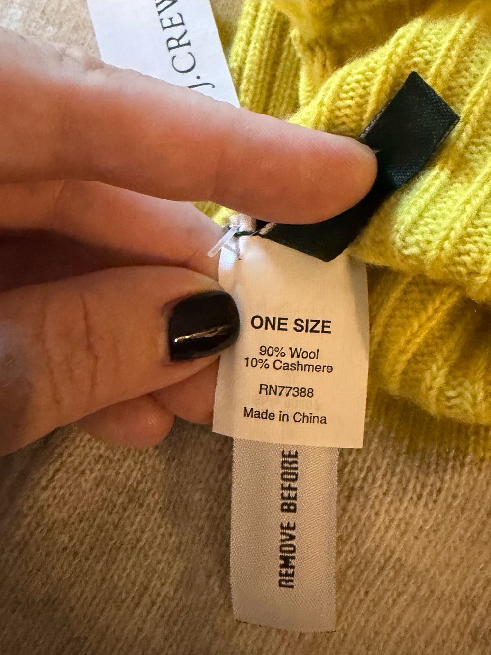 J.Crew Scarf and Glove Set in Yellow and Gray - Cashmere and Wool Combo - NWT! - Picture 4 of 4